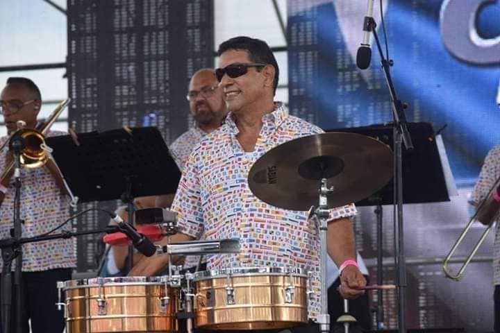 EFEMÉRIDES DE LA SALSA, Tommy Olivencia Jr Percusionista.